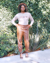 Load image into Gallery viewer, Influencer Sweatshirt (Tan)